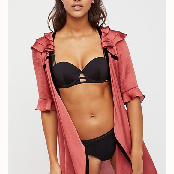 FOR LOVE AND LEMONS SATIN ROBE WITH ALLOVER BLACK VELVET TRIM SIZE S - Picture 3 of 8